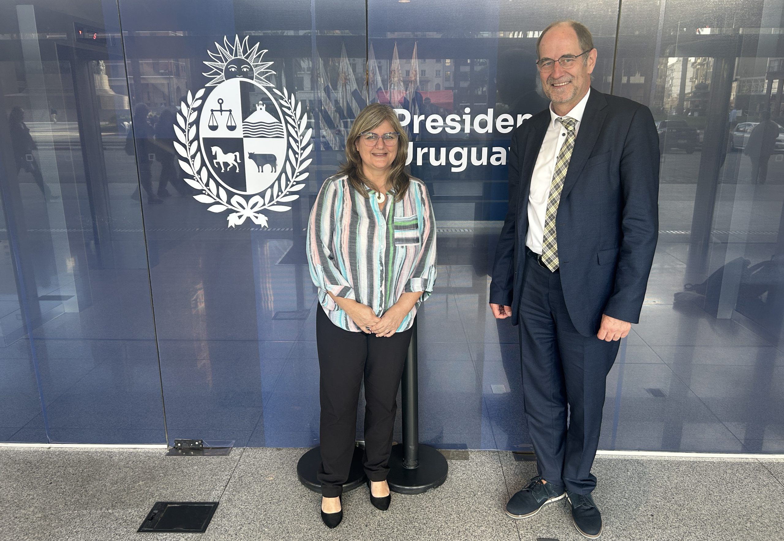 JLI visits Uruguay to discuss the country’s role in Global Health